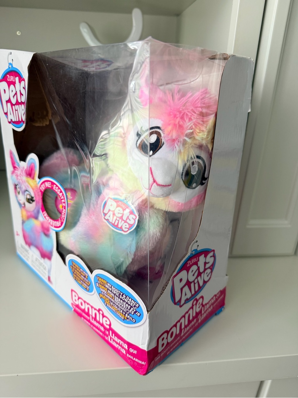 ZURU PETS ALIVE Rainbow Boppi The Booty Shakin Llama Battery-Power Dancing Toy - Picture 9 of 10
